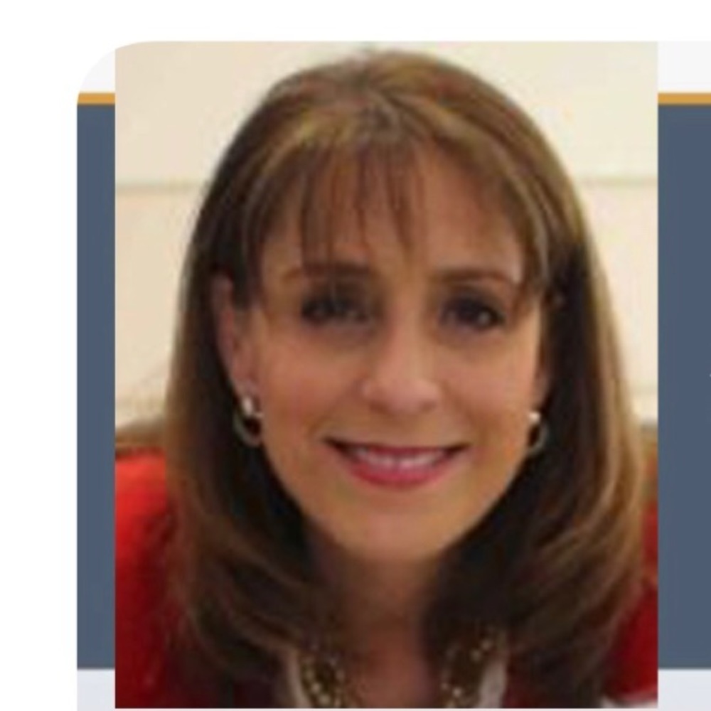 Meet your Posher, Lyna